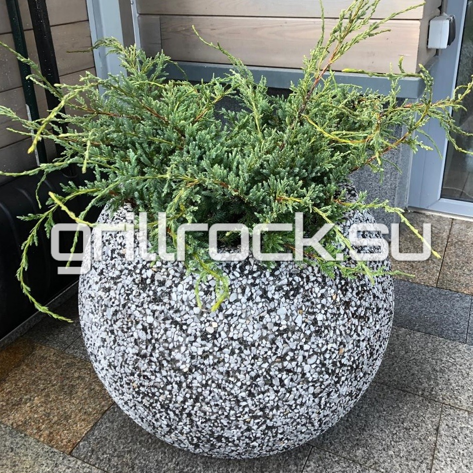 Цветочный вазон «Шар» («Сфера») бетонный уличный с каменной крошкой