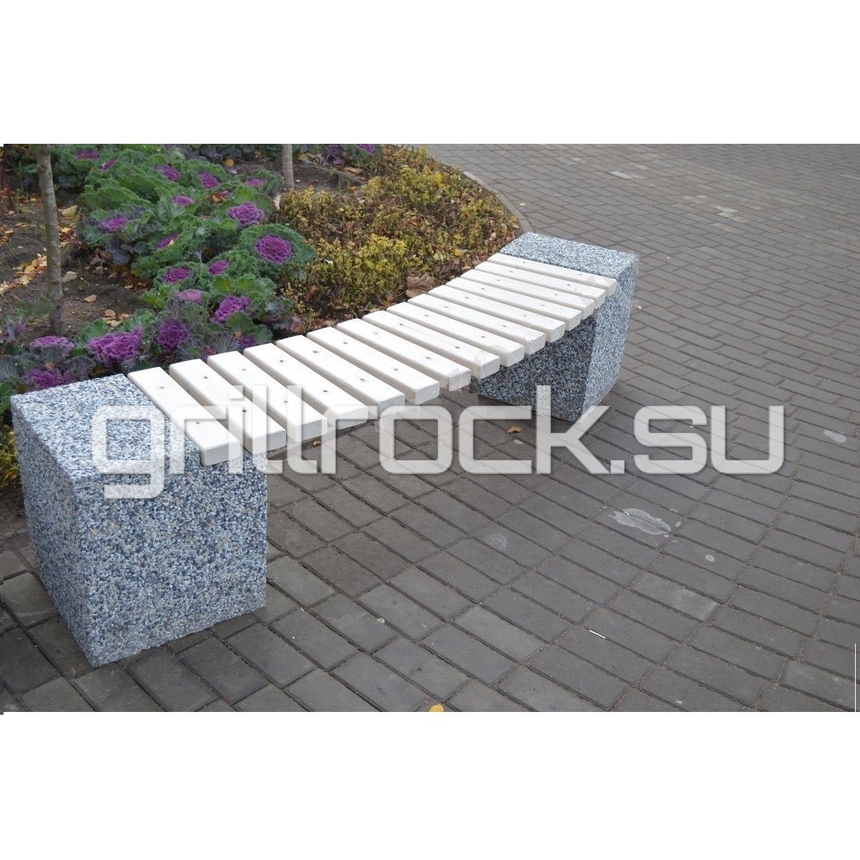 Скамейка-дуга «Евро 2» бетонная уличная (парковая) с каменной крошкой